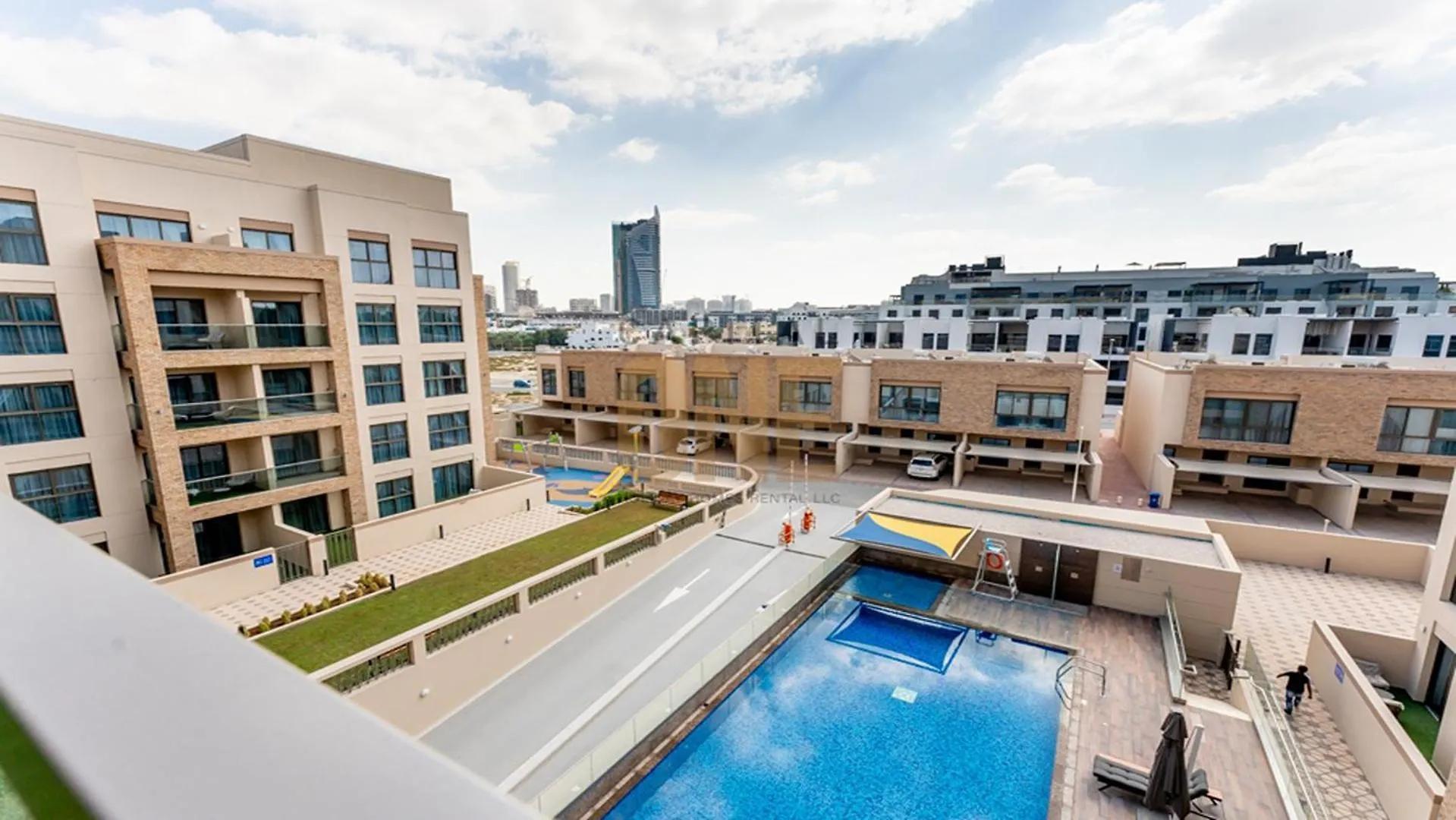 Offer! 1Br, Pool View, Eleganz 07- Jvc Apartment Dubai
